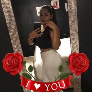 Meet your Posher, Eva